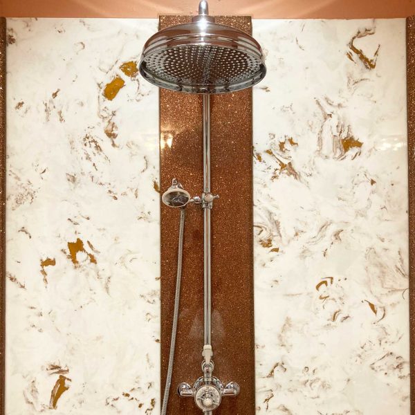 Marble panels with copper vein